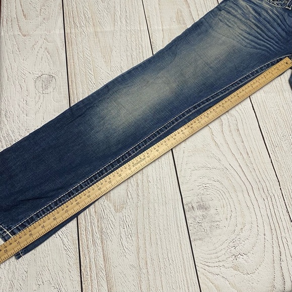 True Religion Women’s Distressed Blue Straight Jeans size 31 - Picture 9 of 12